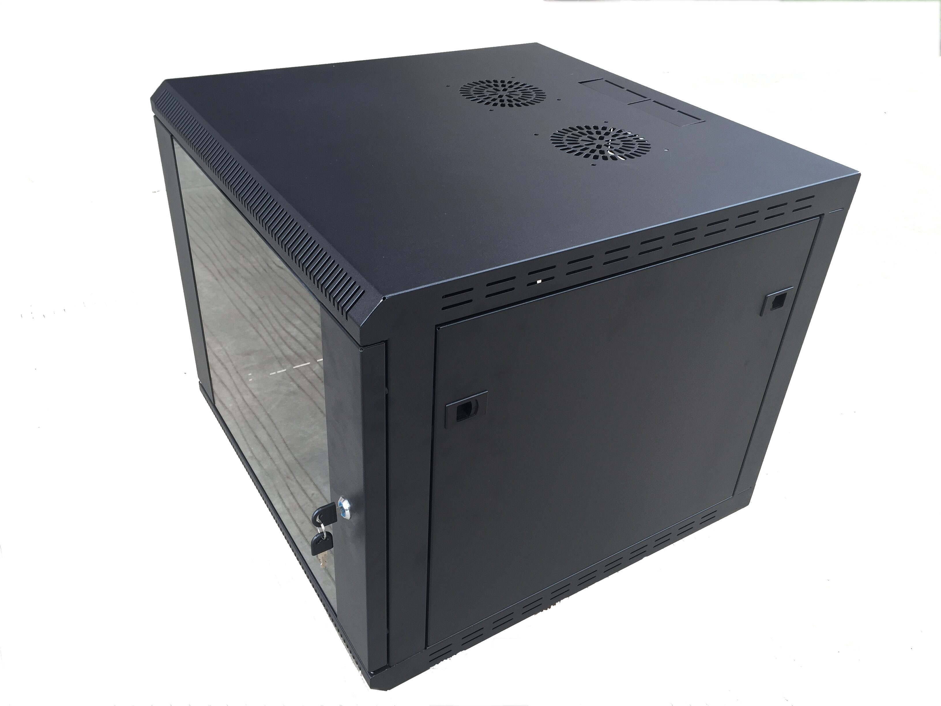 18U 600 x 600mm wall box